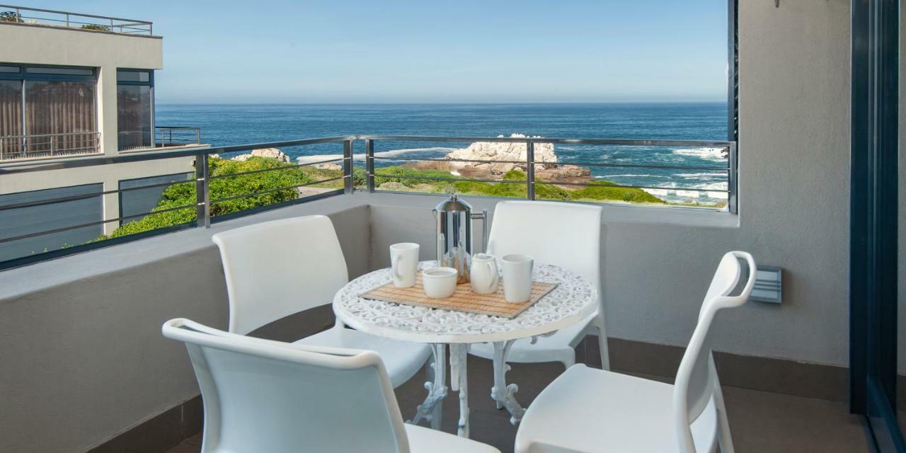 Harbour House Hotel - Le Paradis Apartments Херманус Екстериор снимка