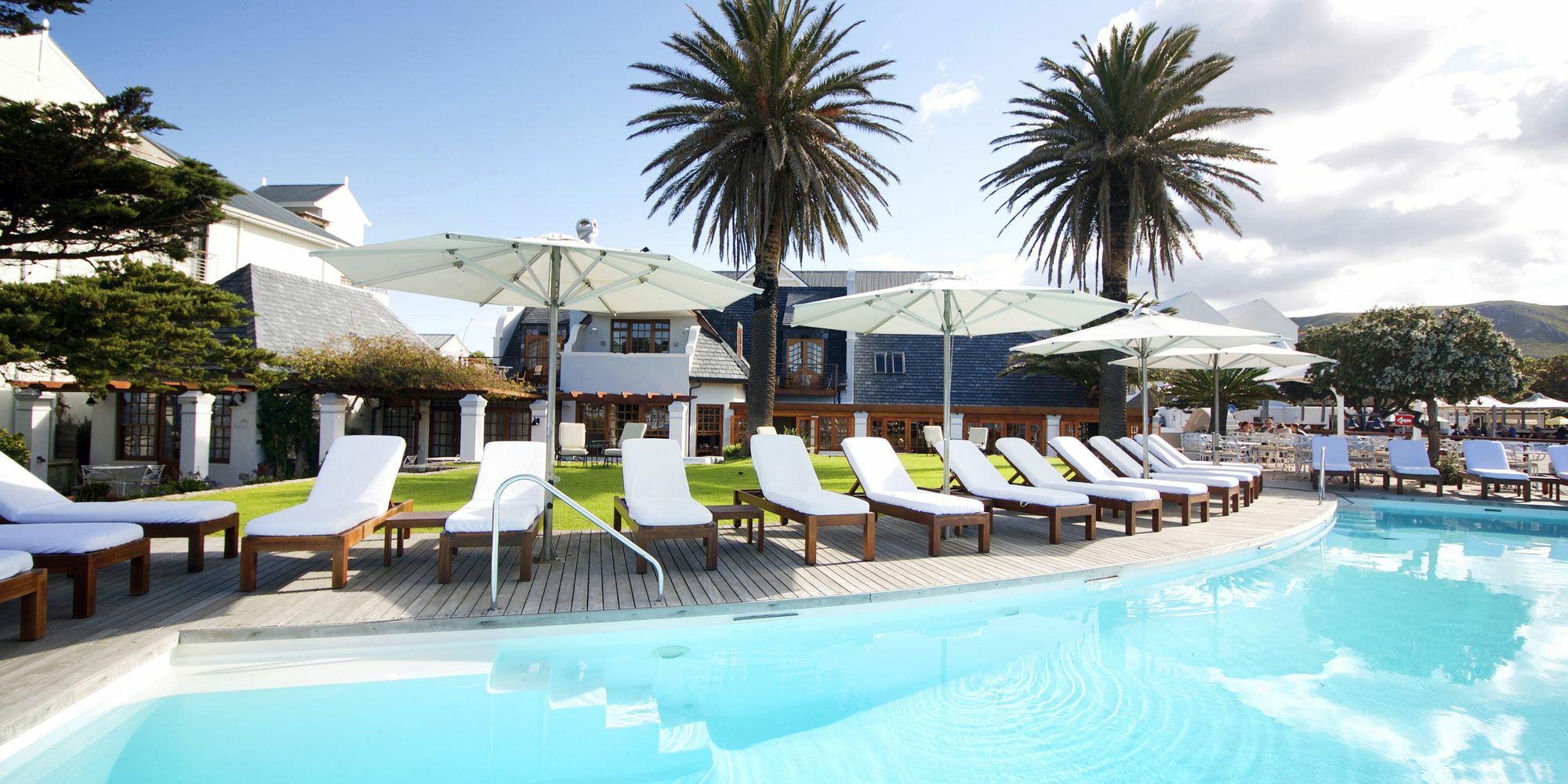 Harbour House Hotel - Le Paradis Apartments Херманус Екстериор снимка