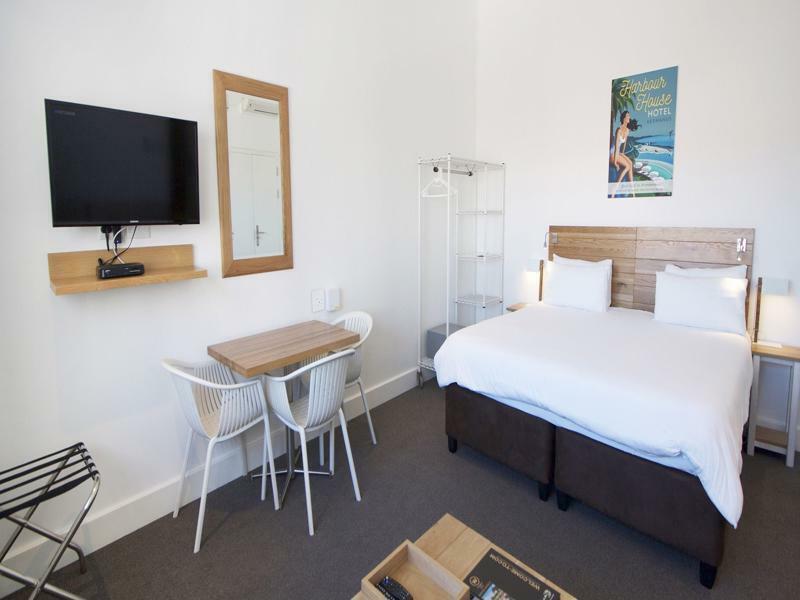 Harbour House Hotel - Le Paradis Apartments Херманус Екстериор снимка